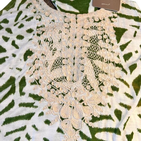 Anthropologie Vanessa Virginia green white leaf embroidered racerback top XS - Picture 3 of 9